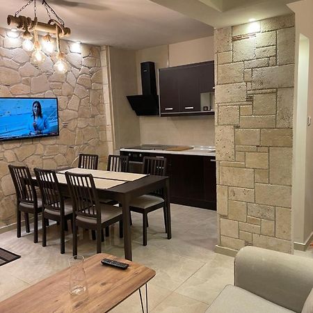 Stone Apartment 2 Salonicco Esterno foto